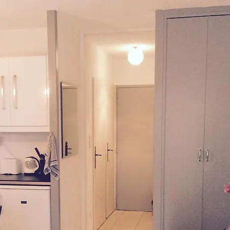 圣特罗佩公寓 *